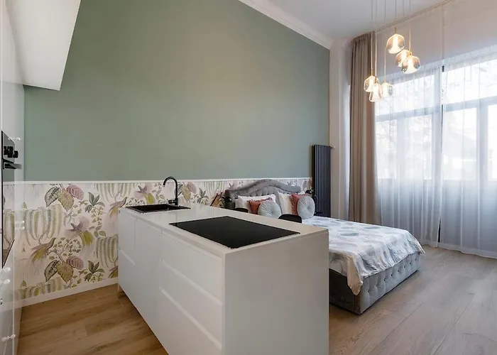 Luxurious Designer - Station * Mediolan